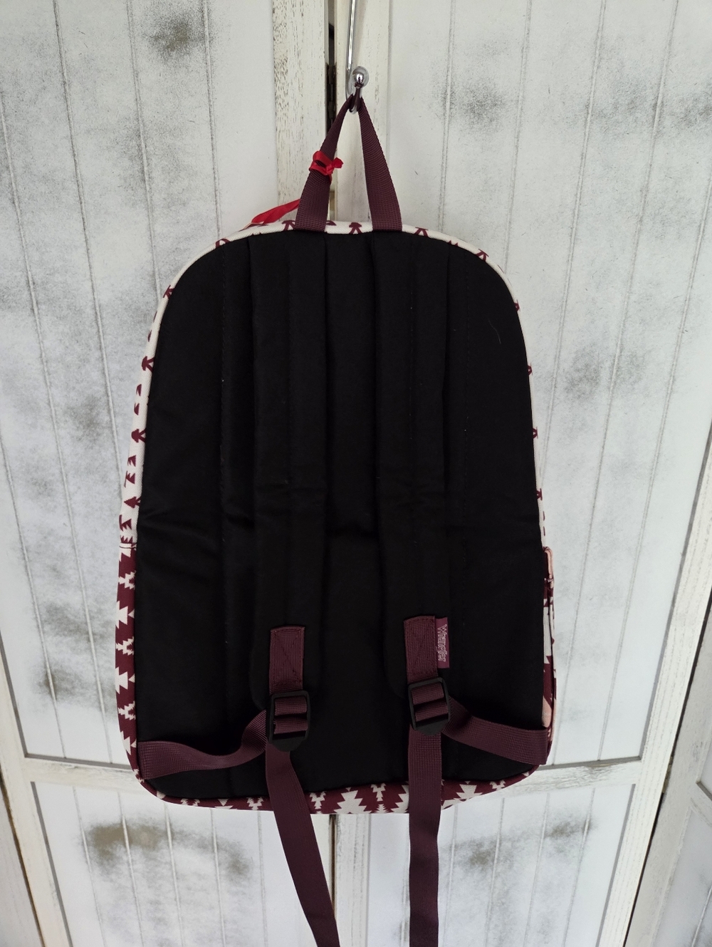 Nwt Wrangler Maroon & Cream Aztec Pattern Backpack - Picture 3 of 4